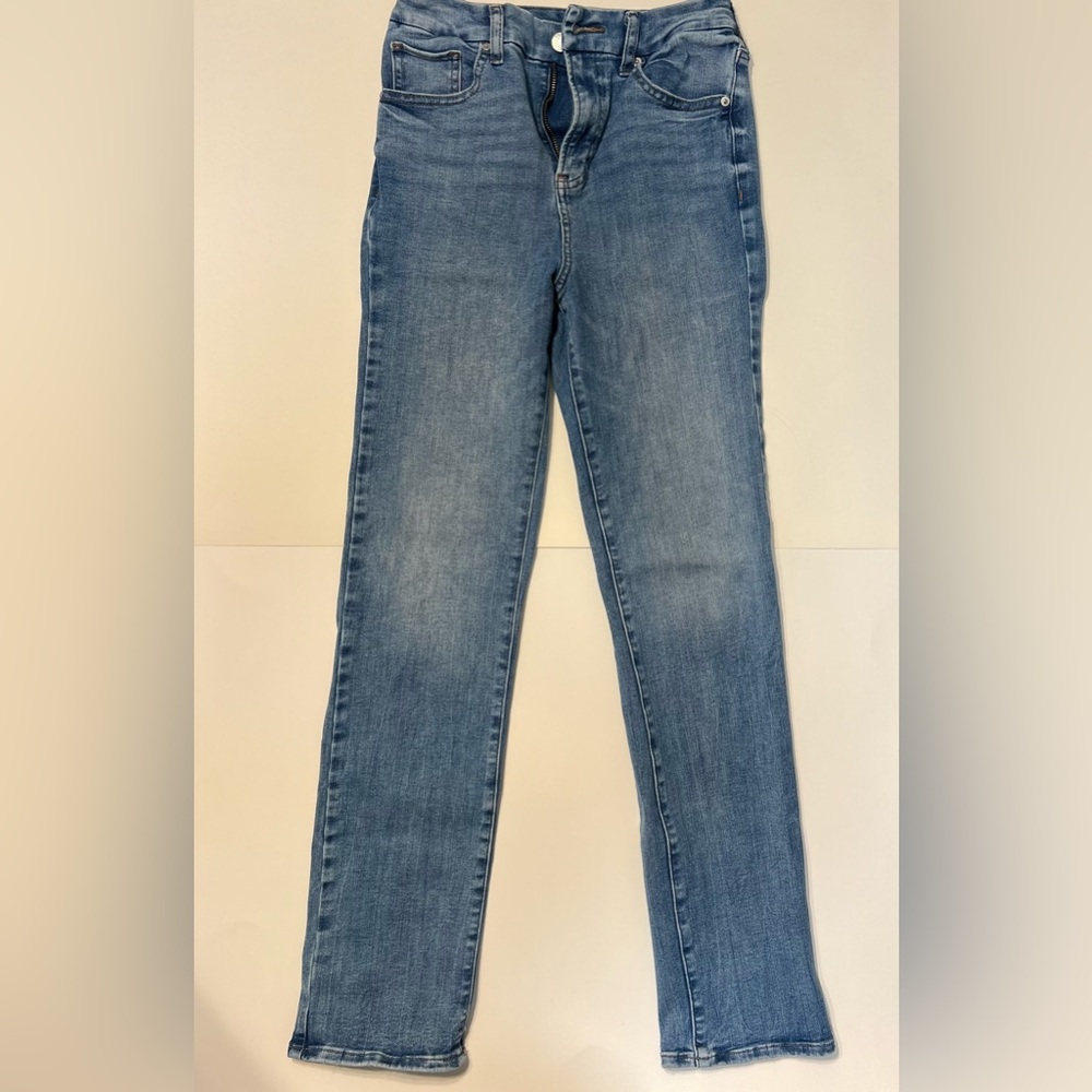 Express Women's Straight Leg Jeans in Blue